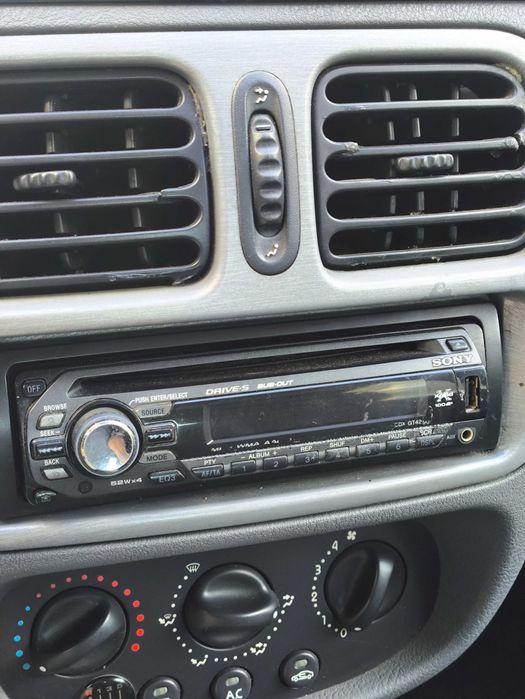 Renault Clio 1.2 - Excelente estado