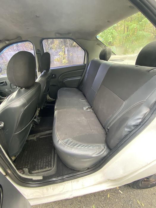 Dacia Logan газ4/бенз переоформление на каждый день всего за 1399$