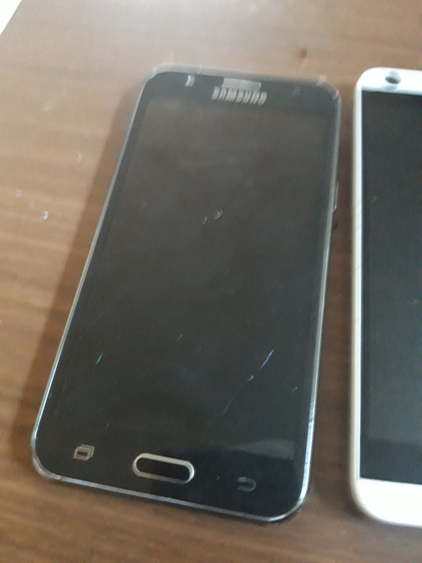 Telefony ,zbite wyswietlacze