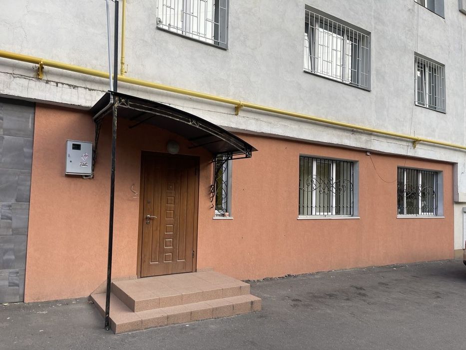 Оренда приміщення. Кабінетна система.