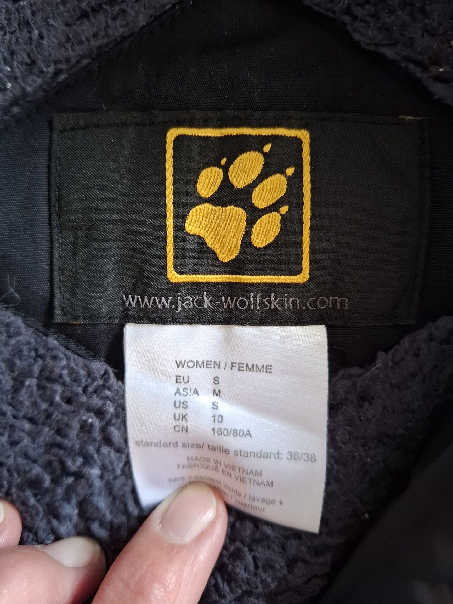 Kurtka jack wolfskin roz 36/38 taliowana