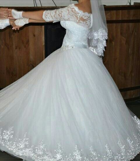 Продам або здам на прокат весільну сукню)))