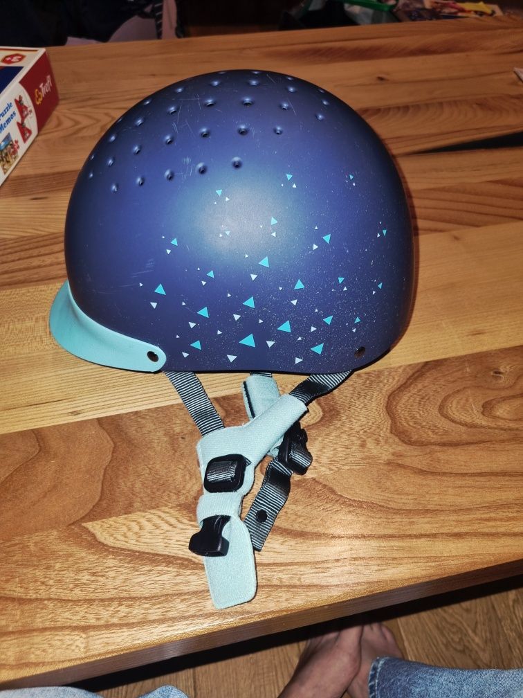 Toczek kask jeździecki fouganza