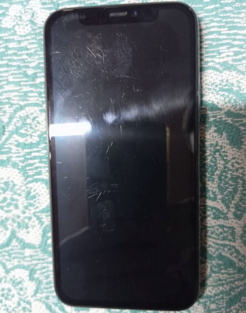 iPhone 11 pro на 512 gb повністю робочий