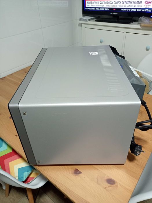 Microondas Whirlpool, c/Grill e prato.Entrega Setúbal e arredores.