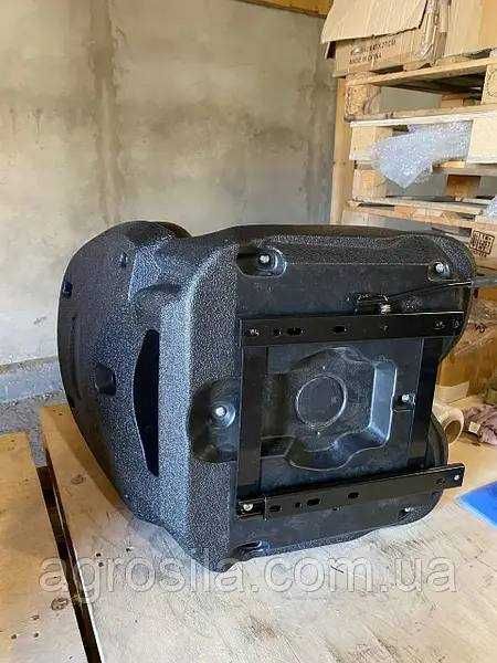 Сидіння, крісло тракторне МТЗ, ЮМЗ, Т-16-25, Т-40, Т-150 універсальне