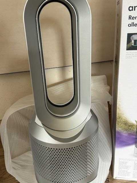 Продам новесенький Очищувач повітря Dyson pure hot+cool