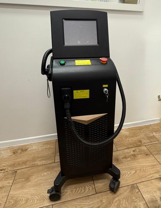 Depilator laserowy diodowy 1755nm 808nm 1064nm- stan idealny