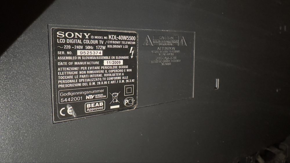 Продам LCD телевізор 40 дюймів Sony KDL-40W5500 в ідеальному стані