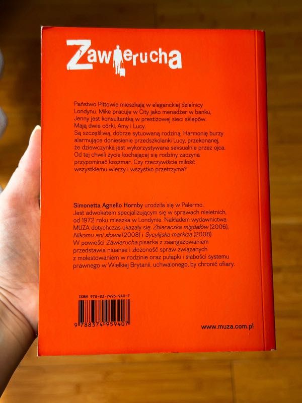 Zawierucha - Simonetta Agnello Hornby
