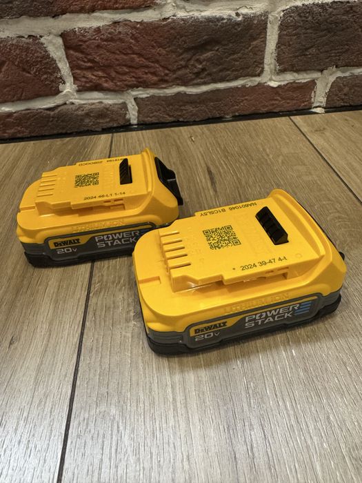 Аккумулятор DeWalt powerstack dcbp034  1.7Ah