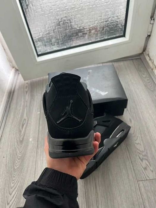 Buty damskie Trampk Jordan 4 Retro Black Cat R.46