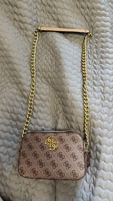 Сумка Guess жіноча в гарному стані