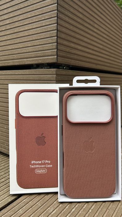 Etui ze tkaniny TechWoven z Magsafe do Iphone’a 17 Pro Siena