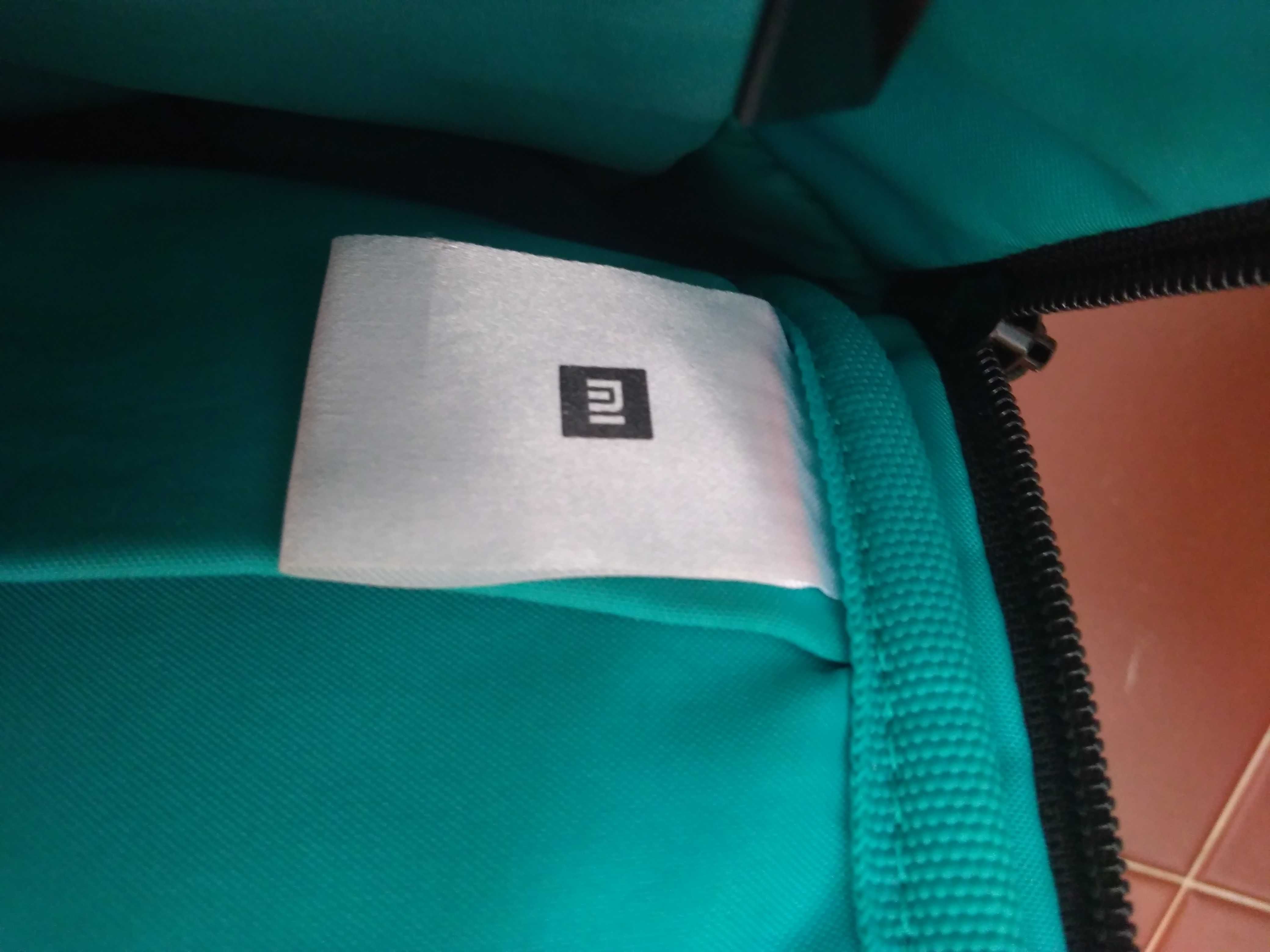 Bolsa / mochila de peito ou tiracolo
