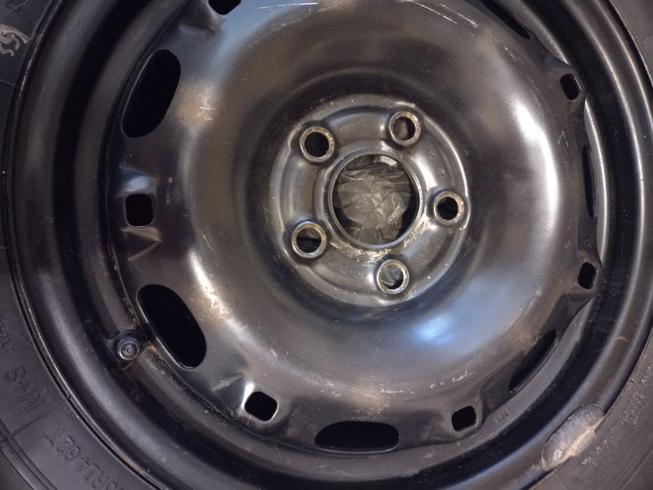 Шины на дисках комплект