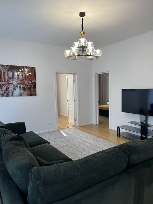 Оренда 2-кім. квартири 92 м.кв., в. Личаківська