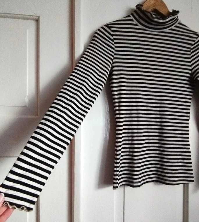 W paski półgolf longsleeve w prążki dopasowany z golfem ze złotą nitką