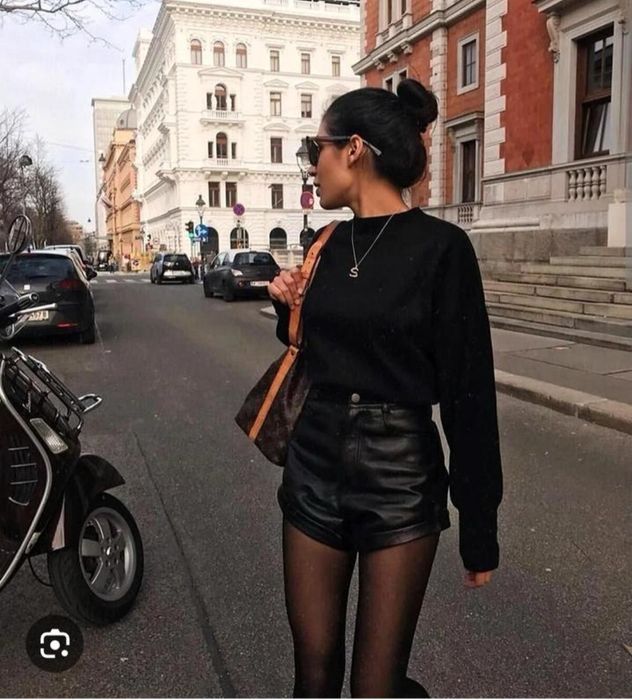 Кожаные шорты, шкіряні шорти