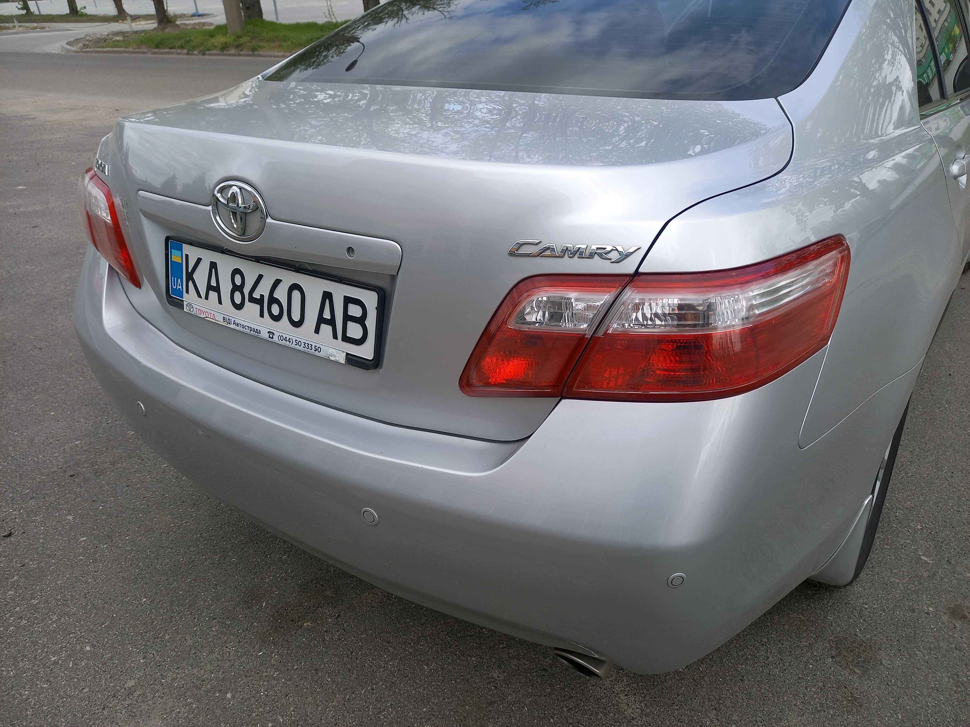 Toyota Camry 2010 XV40 (FL)  •  2.4i AT (167 к.с.)  Дуже добрий стан!