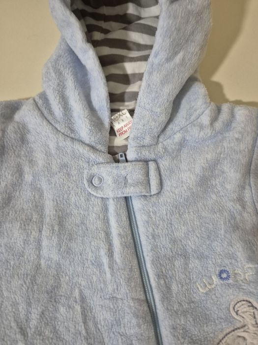 На зріст  50 см і 54 см і до 3400 кг комбінезон чоловічок на новонарод