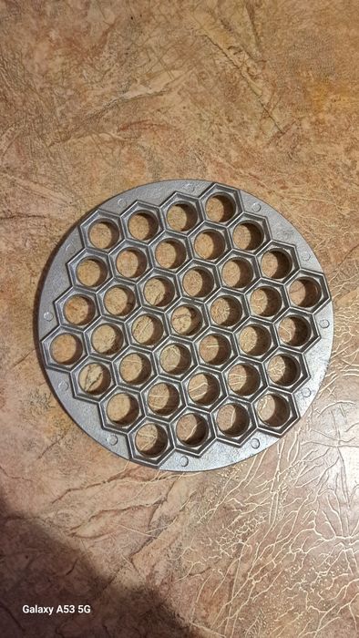 Продам пельменниці