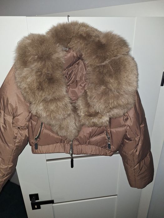 Krótka kurtka puchowa