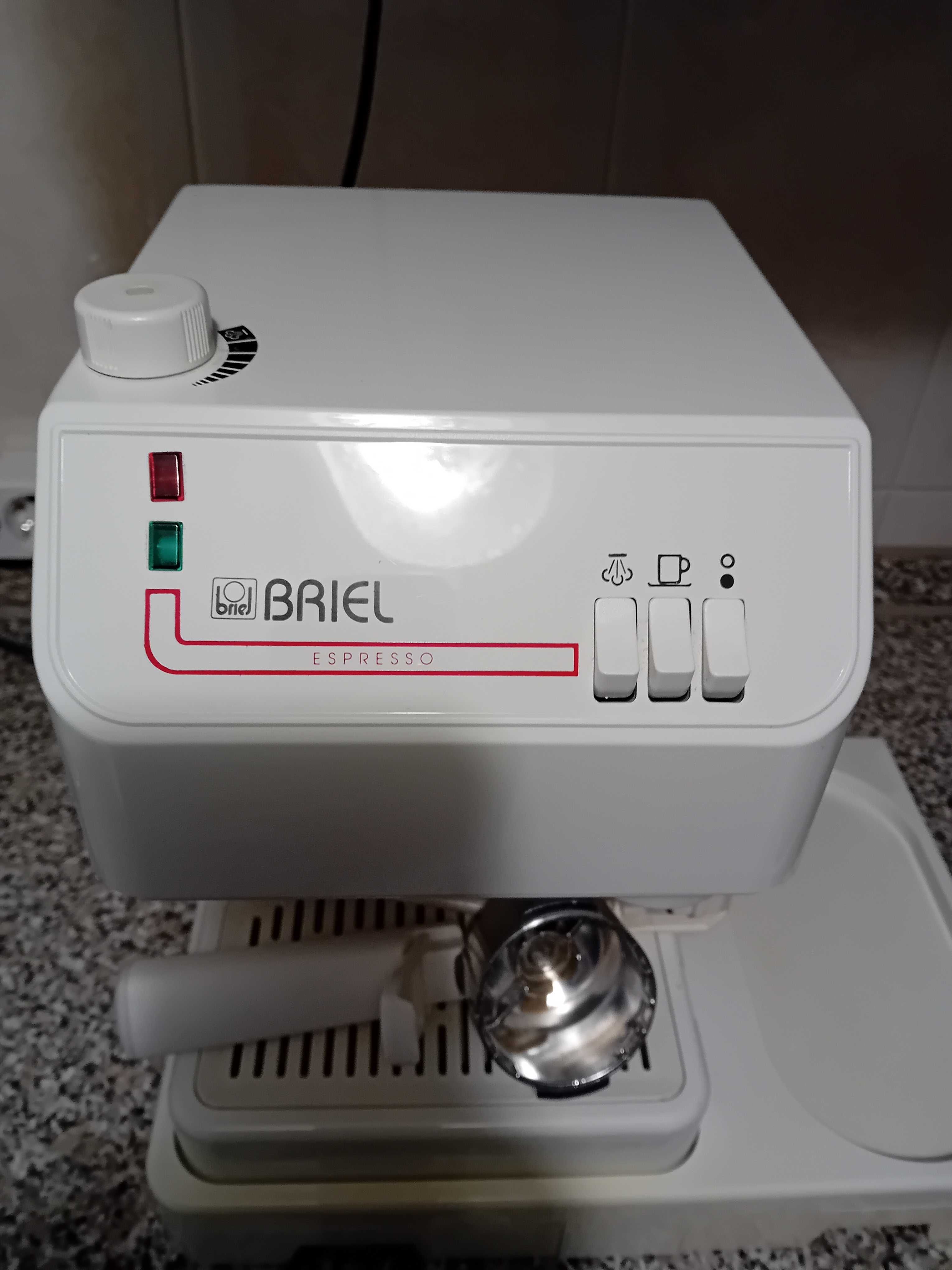 Maquina de café com moinho