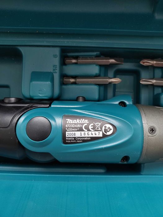 Акумуляторна викрутка Makita 6723DW