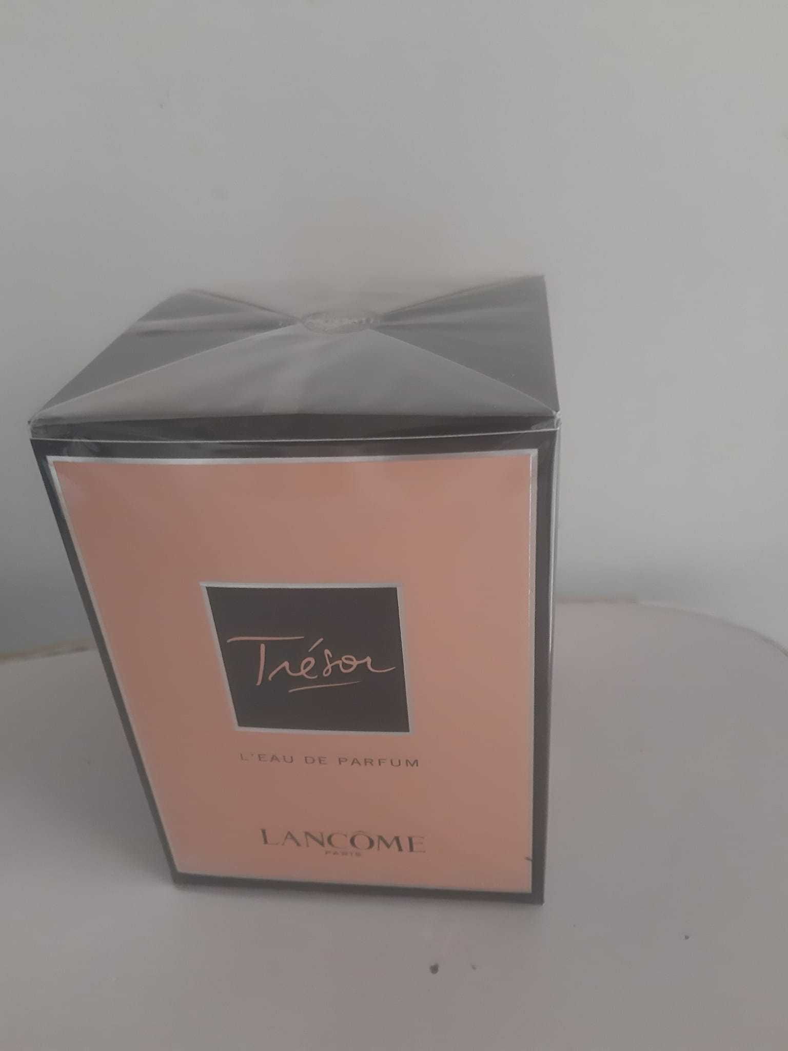Perfume Baiser Fou de Cartier  Trésor da Lancôme  100 ml edp