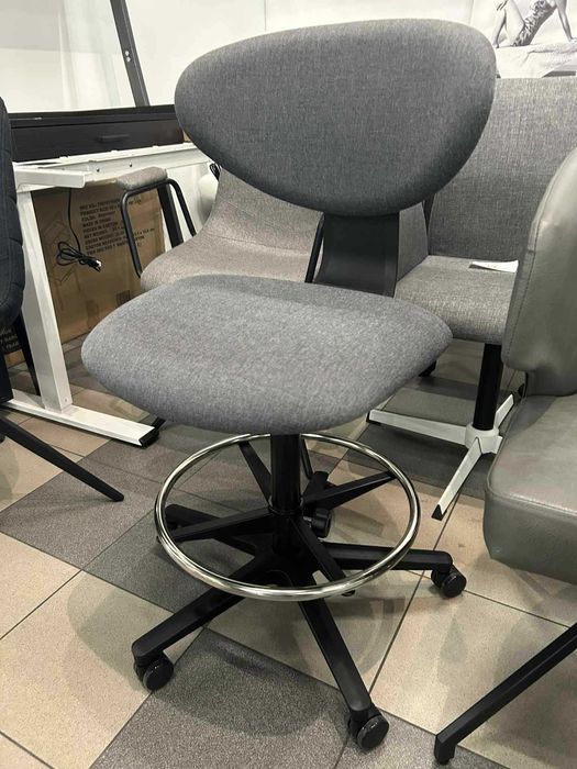 Mega promocja! Krzesło obrotowe z podnóżkiem