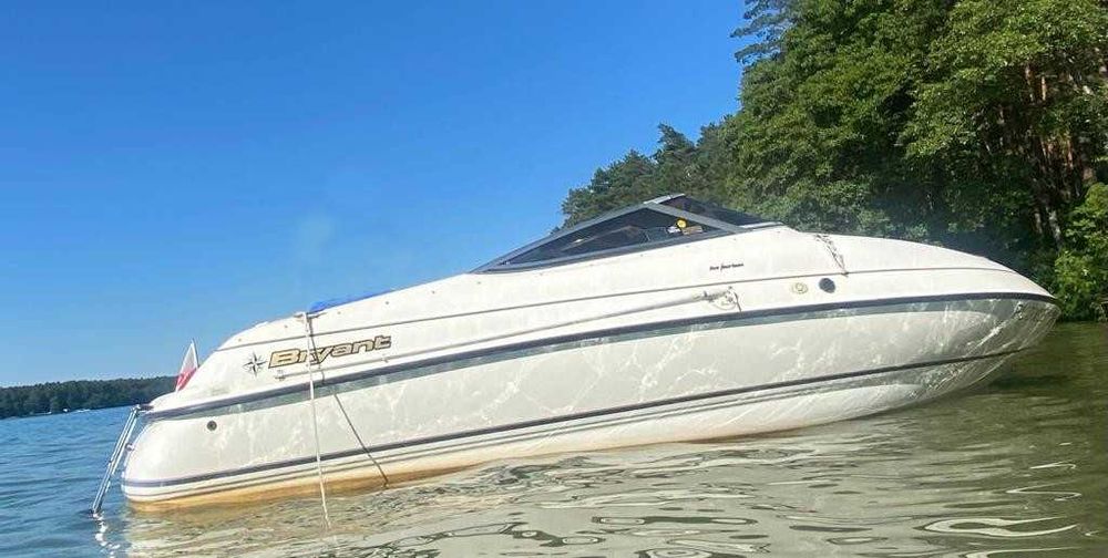 Łódź motorowa kabinowa Bryant 214