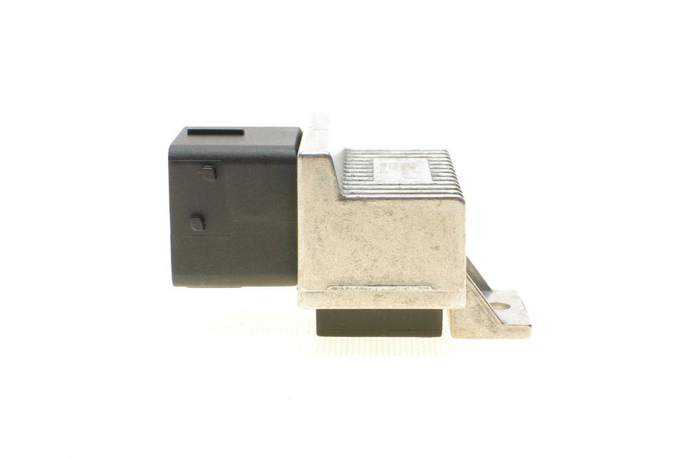 Реле свечей накала Dacia Dokker/Dustaer/Logan