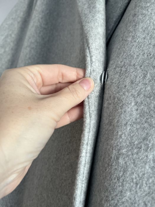 Elegancki klasyczny plaszcz