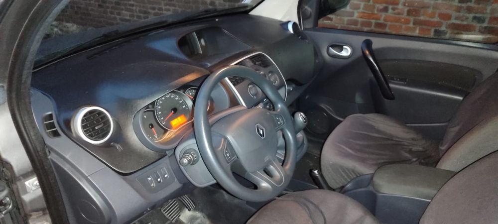 Renault Kangoo - Como Nova
