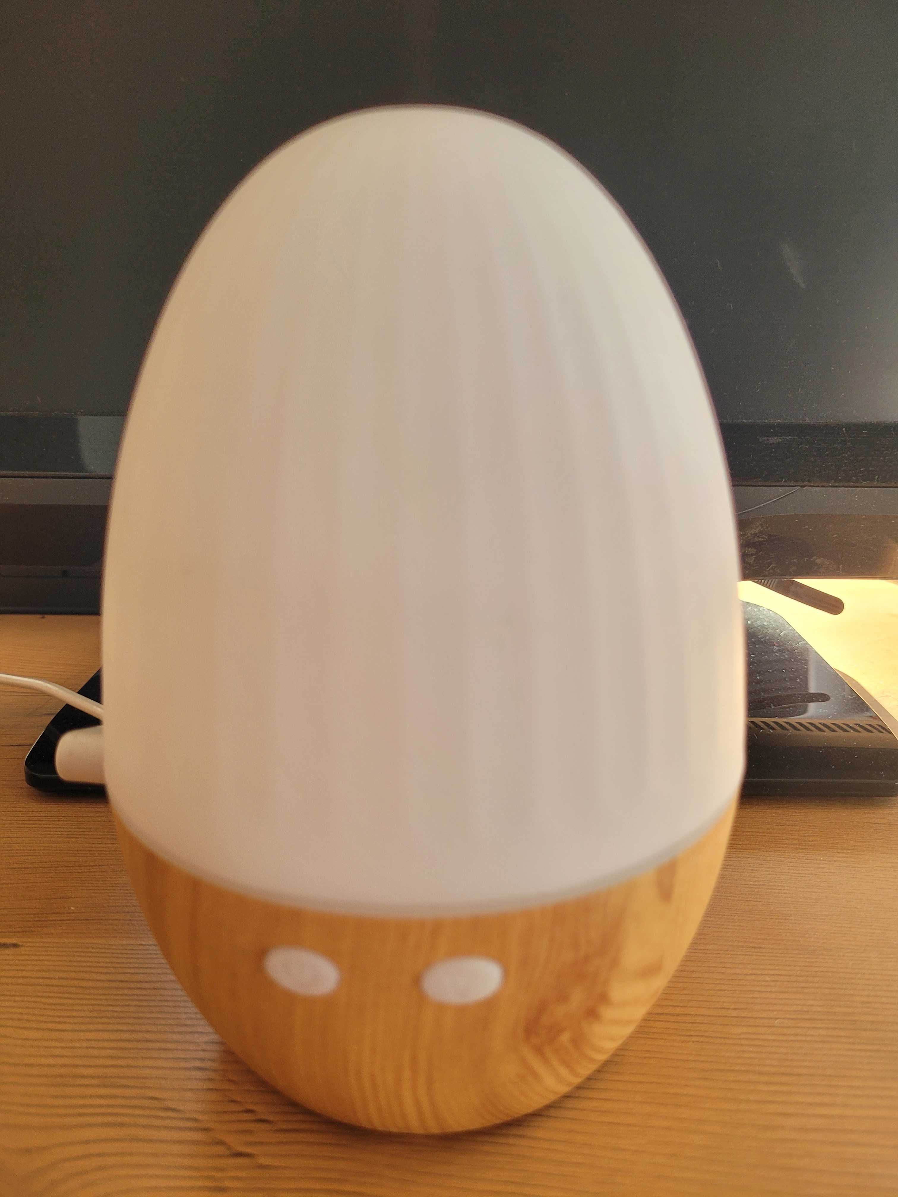 Lampka z dyfuzorem zapachowym