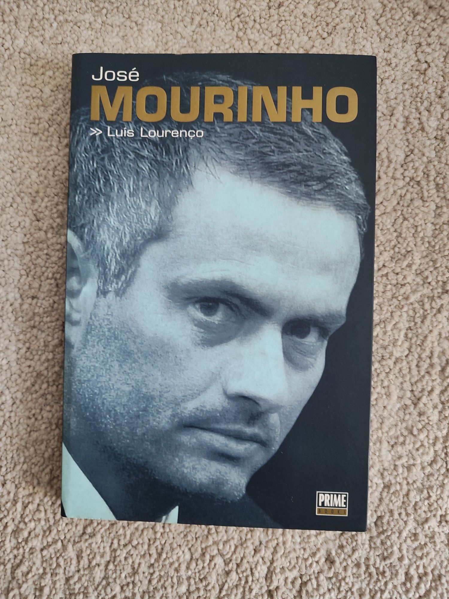 José  Mourinho....