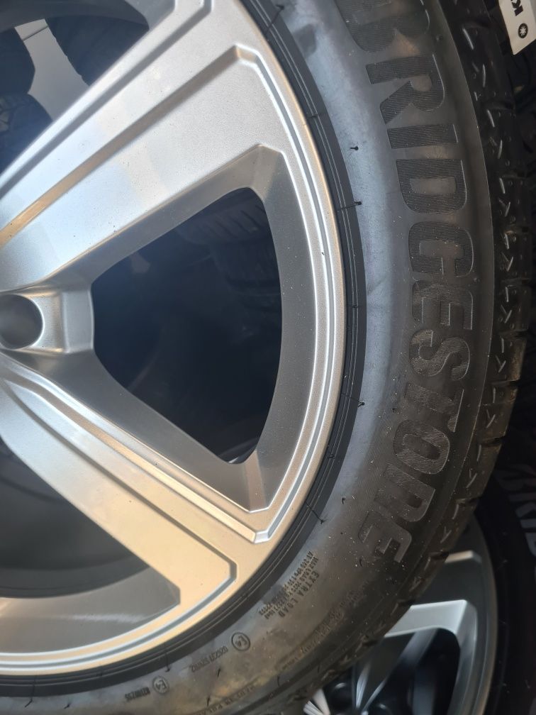 Нові колеса бриджистон 255.50.r20
