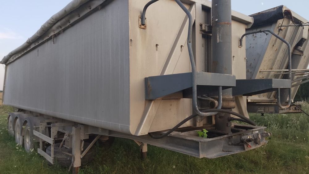 Wynajem naczep wywrotek