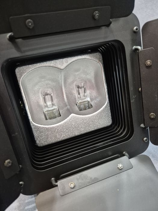 Halogen oświetleniowy Osram studio 2000