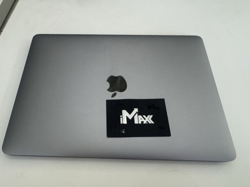 MacBook Pro 13” 2020 TouchBar 16Gb озу 1Tb SSD 96% АКБ Без Блокувань