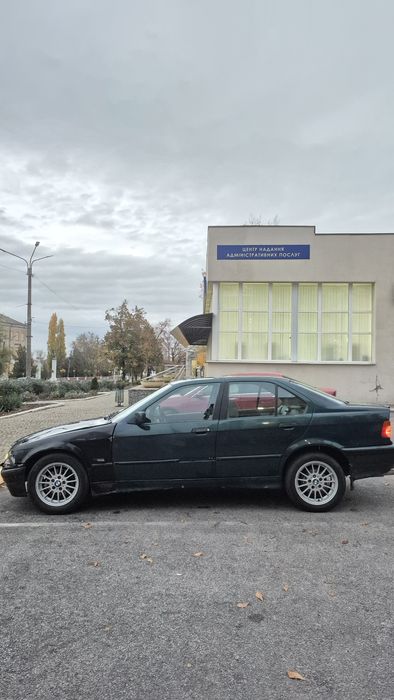 Продам Бмв Е36 м43б18 avt