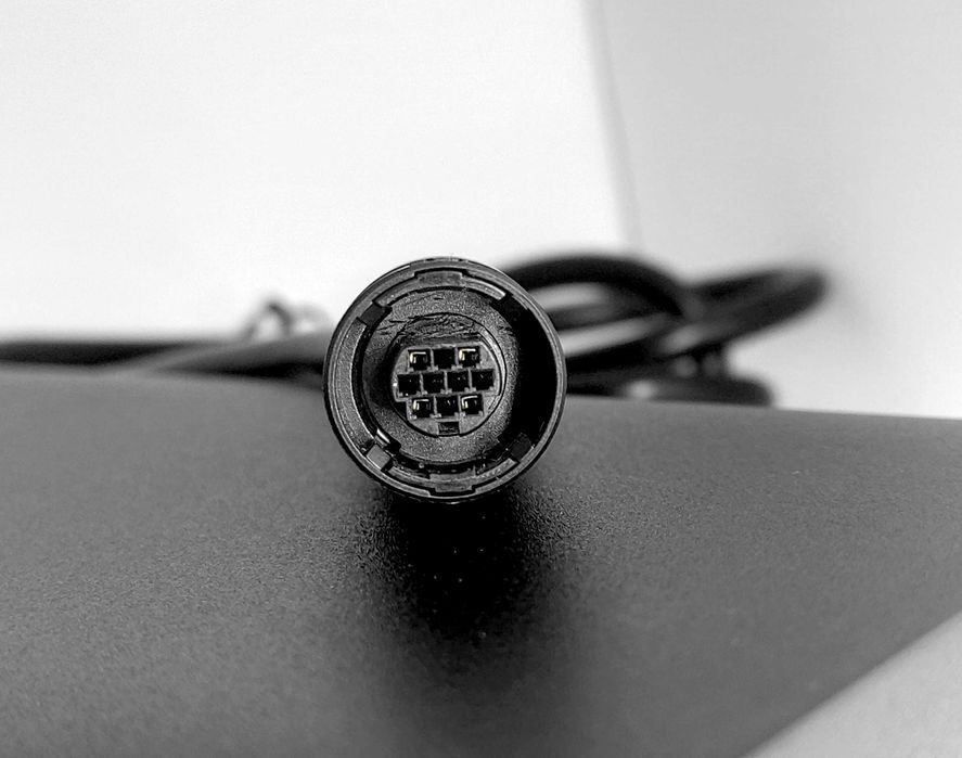 Ładowarka do roweru  z Napędem Yamaha 4A  4pin