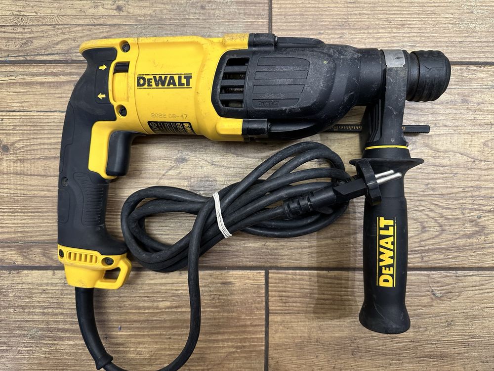 Młotowiertarka, młot D25133 DeWalt 2022r. | walizka transportowa TSTak
