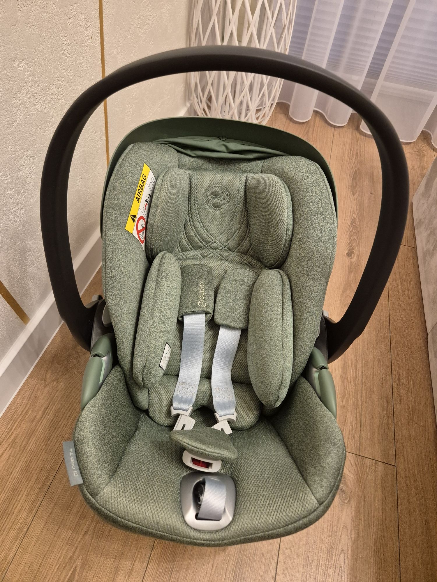 Fotelik cybex cloud T i-size Plus leaf green