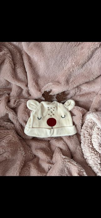 Czapeczka reniferek