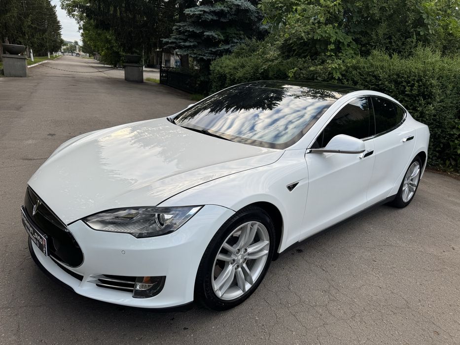 Tesla Model S 85 Kw без дтп