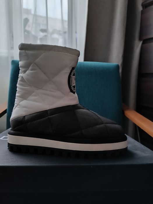 Dolce & Gabbana дутики ( угги) оригінал