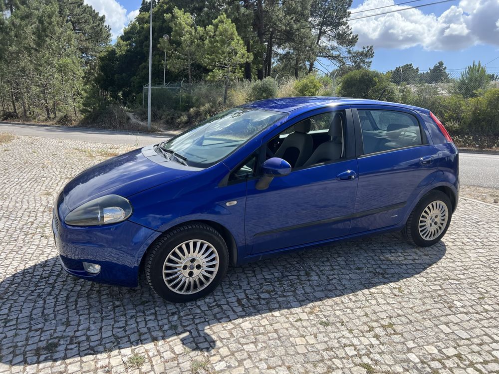 Fiat Grande Punto 1.2 - Financiamento