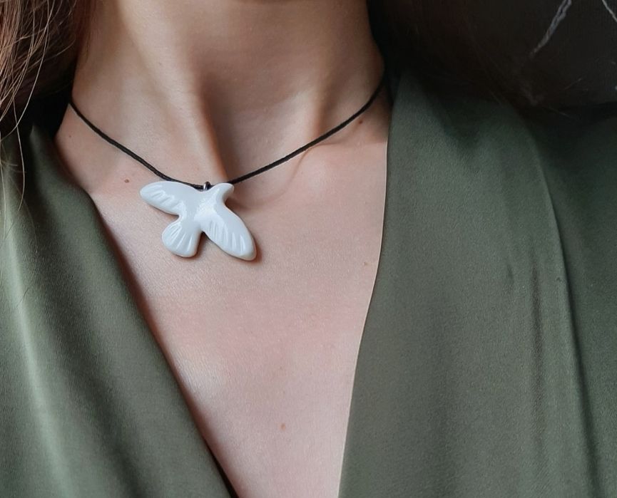 Прикраса з голубом ручної роботи / підвіска, сережки, кулон з пташкою